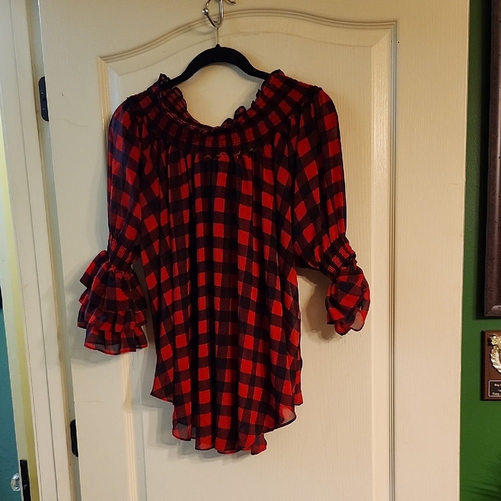 CLEO RED and BLACK RUFFLE CUFFED SLEEVE BLOUSE